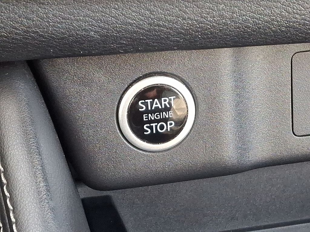 Thumbnail: 2021 Nissan Rogue - 25