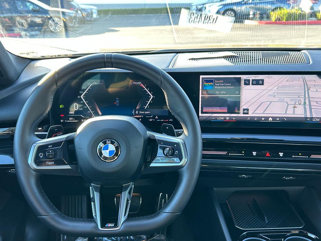 Thumbnail: 2025 BMW 5 Series - 17