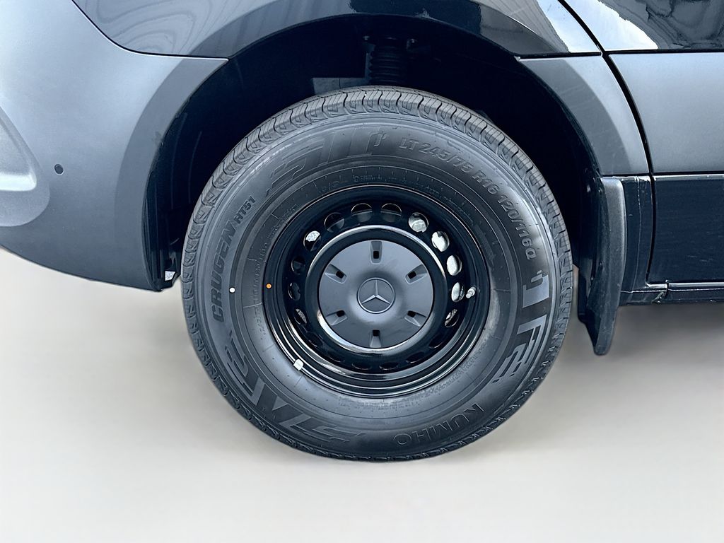 Thumbnail: 2026 Mercedes-Benz Sprinter - 27