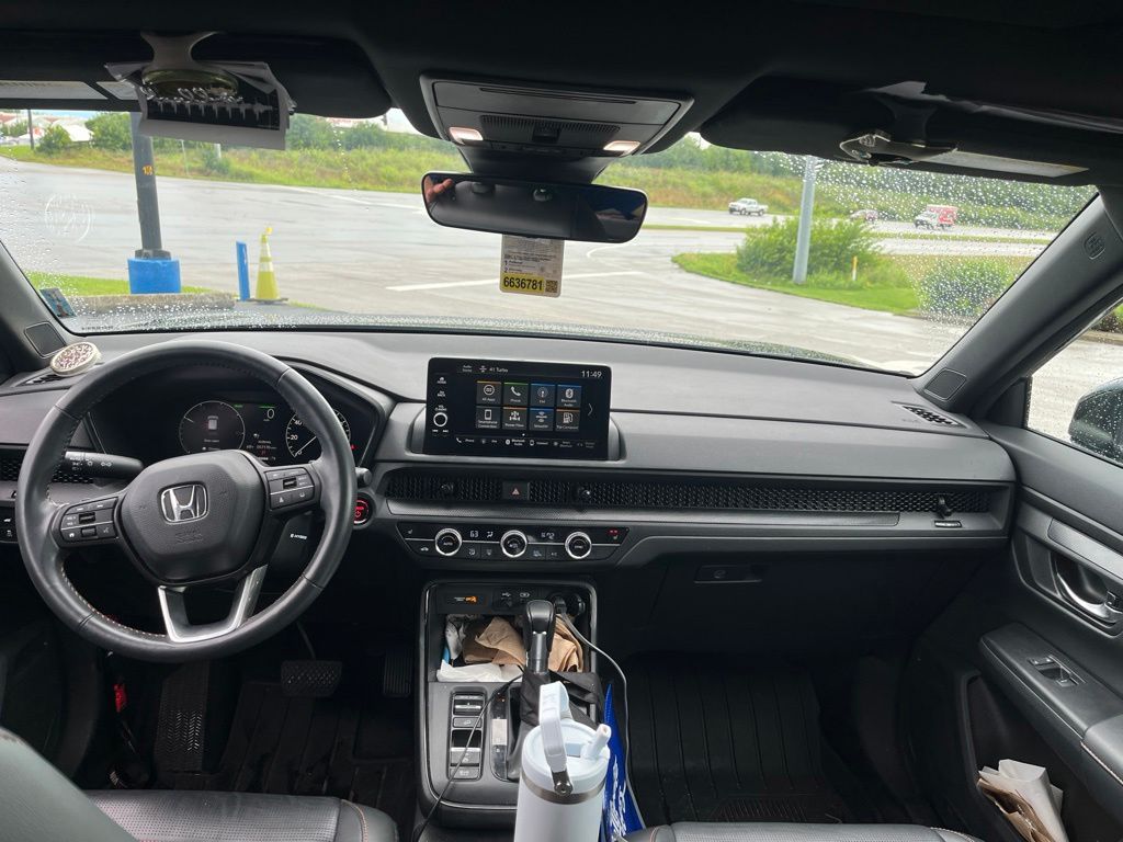 View vehicle photo 5