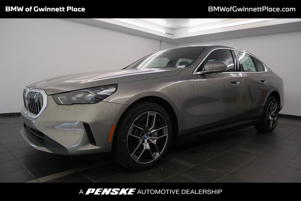 2025 BMW i5 xDrive40 -
                Duluth, GA