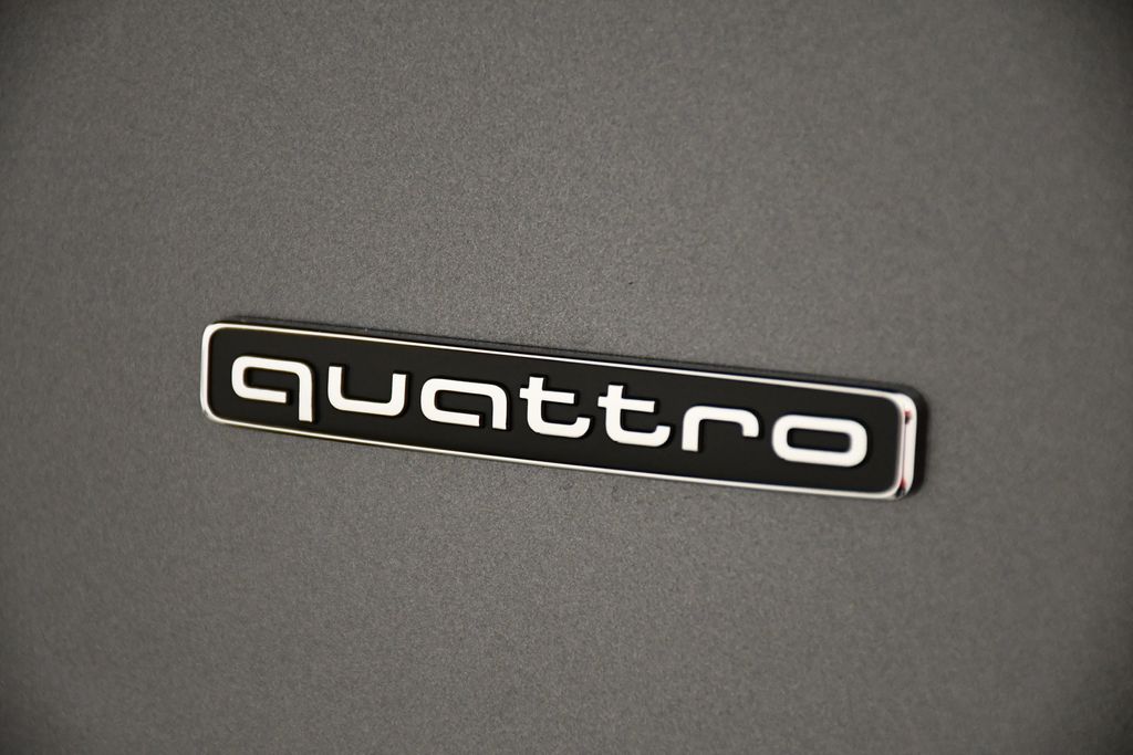 2025 Audi Q7  10
