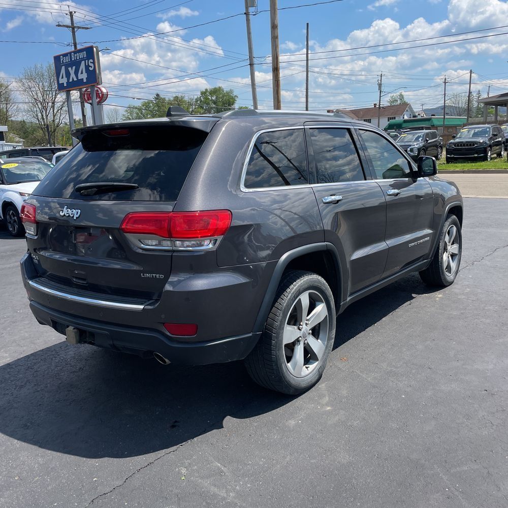 View vehicle photo 3
