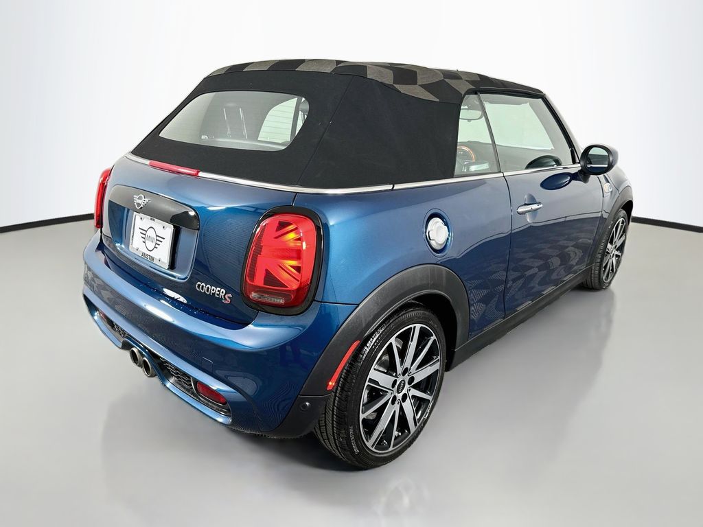 Thumbnail: 2021 MINI Cooper - 5