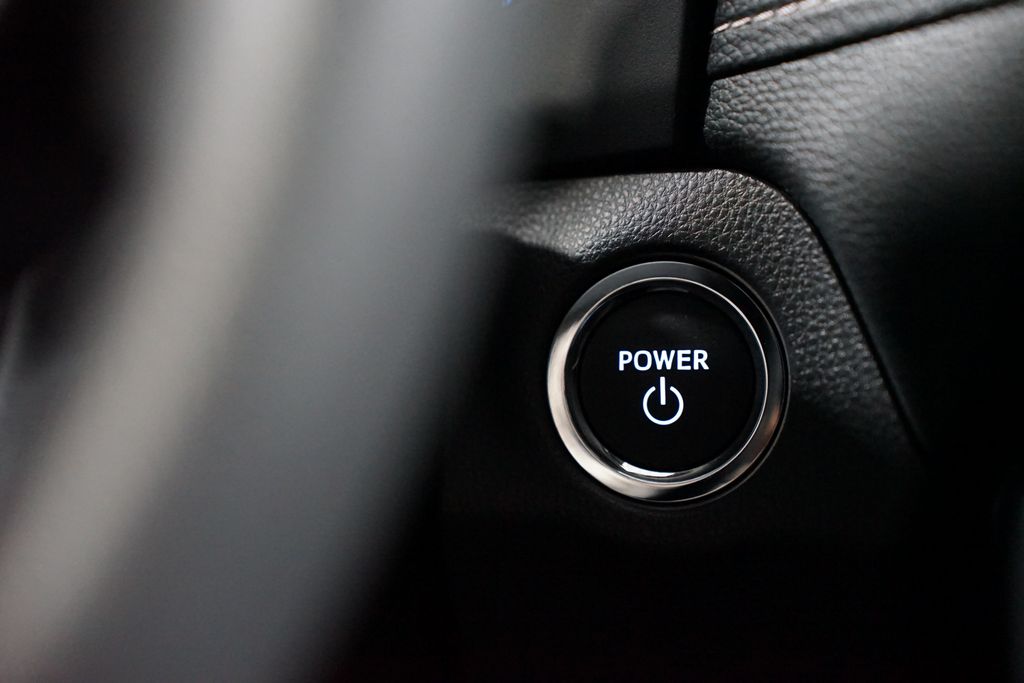 Thumbnail: 2025 Toyota RAV4 - 23