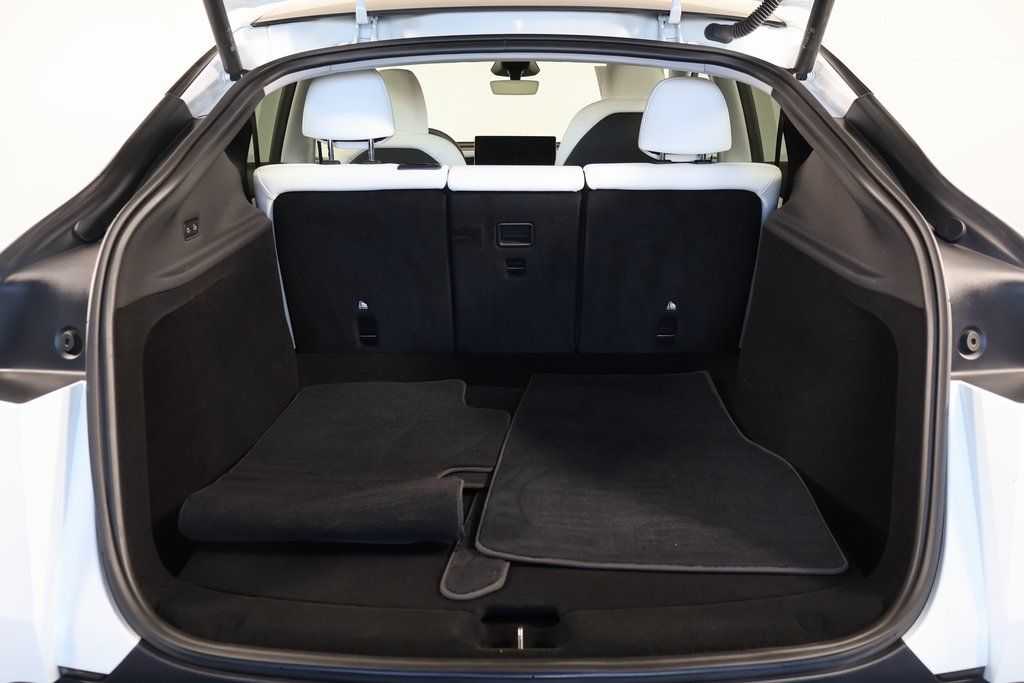 Thumbnail: 2026 Tesla Model Y - 14