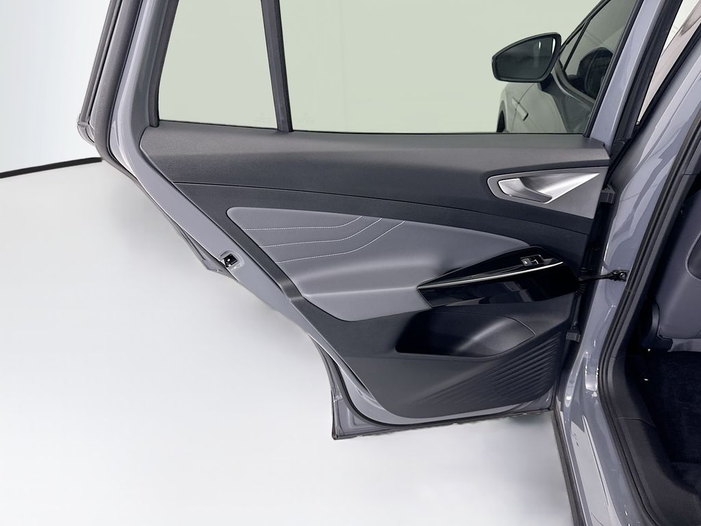 Thumbnail: 2024 Volkswagen ID.4 - 24