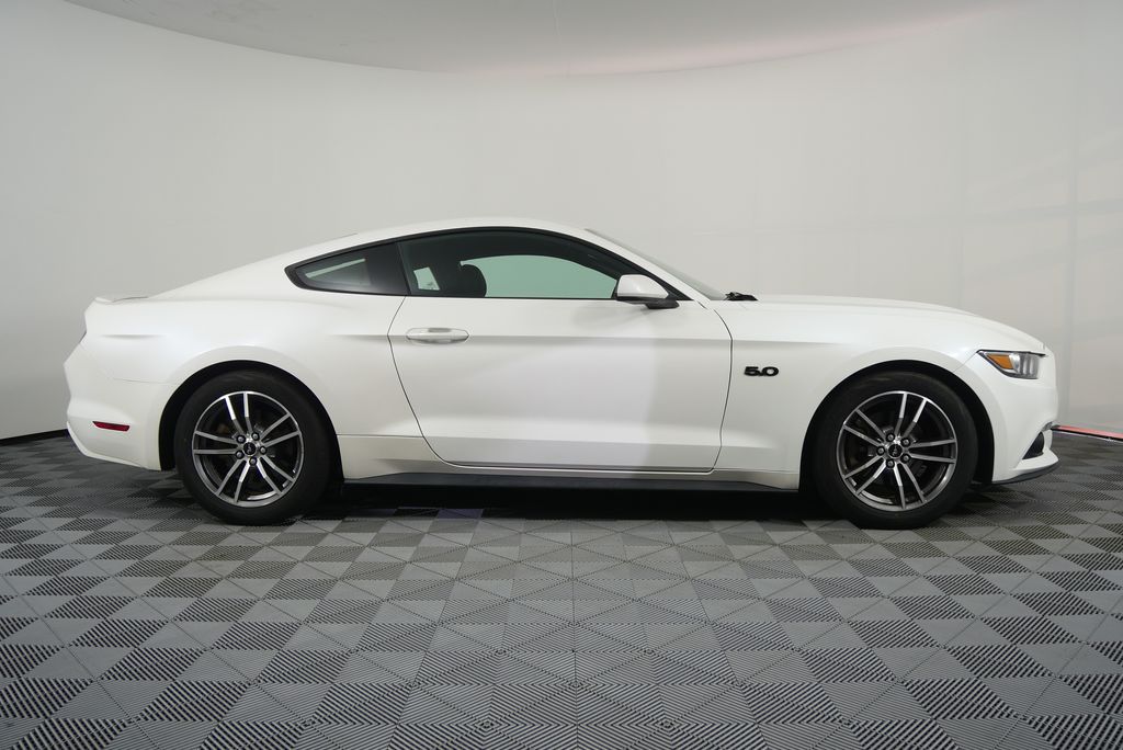 Thumbnail: 2017 Ford Mustang - 2