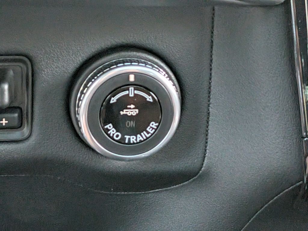 new 2026 Lincoln Navigator L car, priced at $125,420