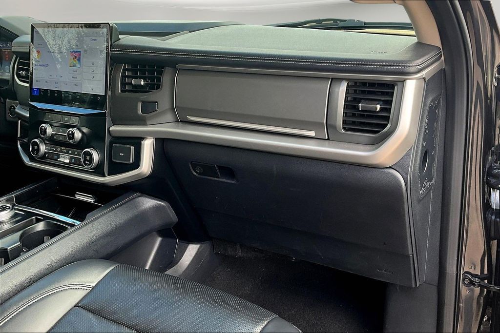 Certified Used 2024 Gray Ford XLT image 26