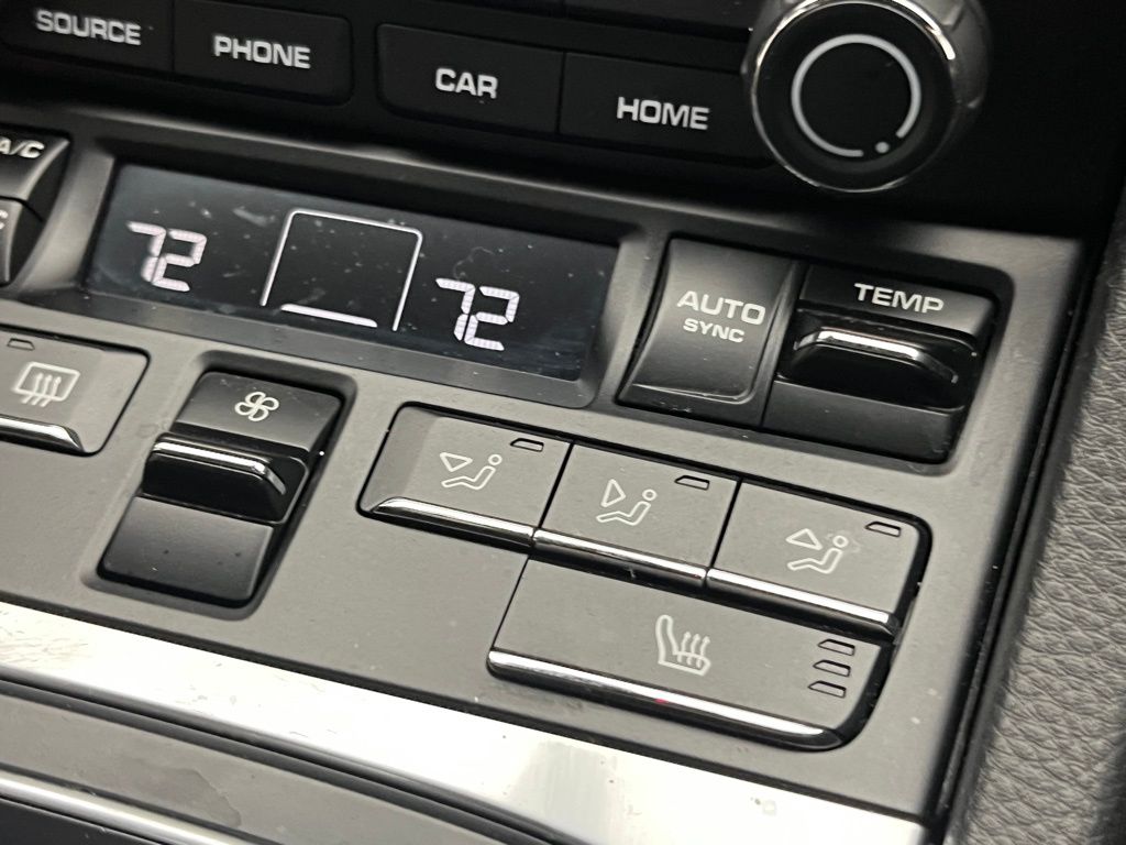 Thumbnail: 2023 Porsche 718 Cayman - 23