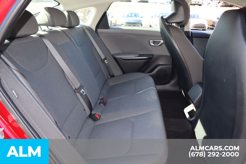 Used 2025 Red Kia LXS image 21