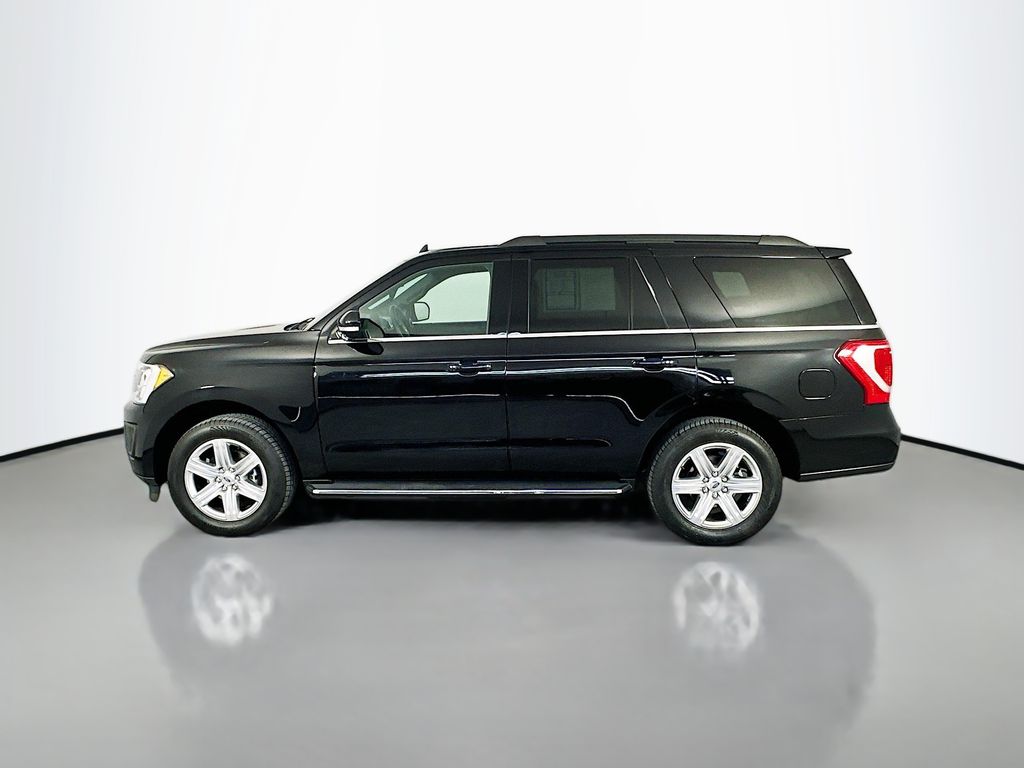 Used 2019 Black Ford XLT image 4
