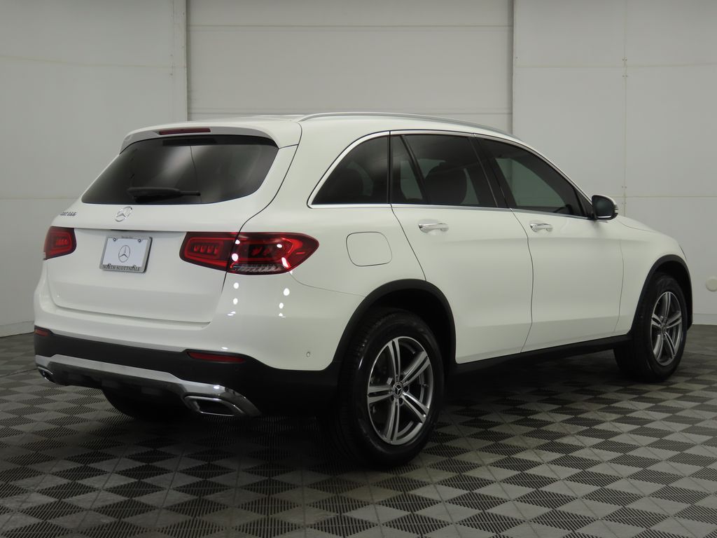 2022 Mercedes-Benz GLC 300 5