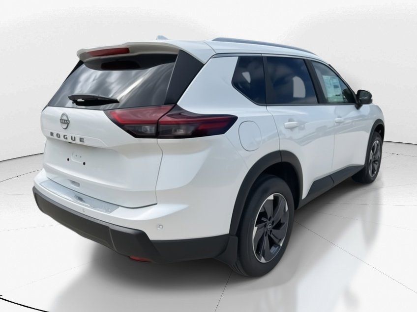 2025 Everest White Pearl Nissan Rogue SV FWD SUV