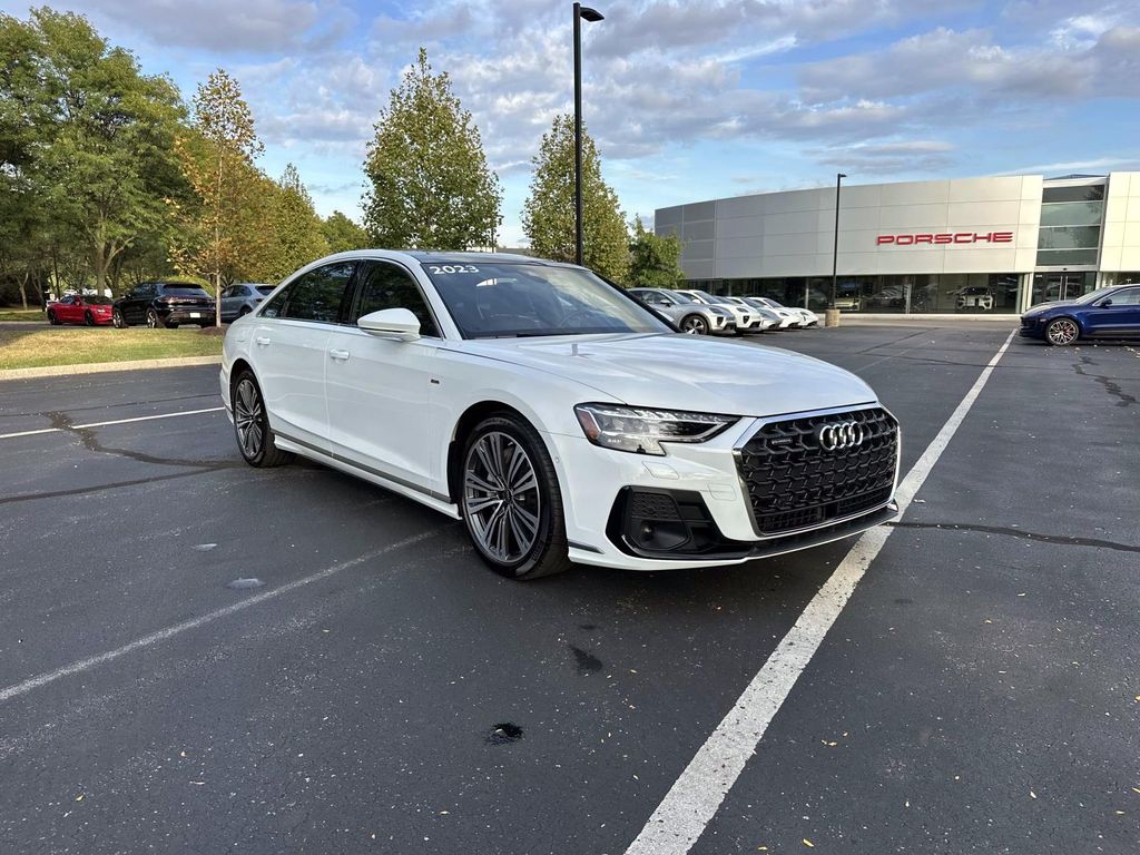 /2023 Audi A8