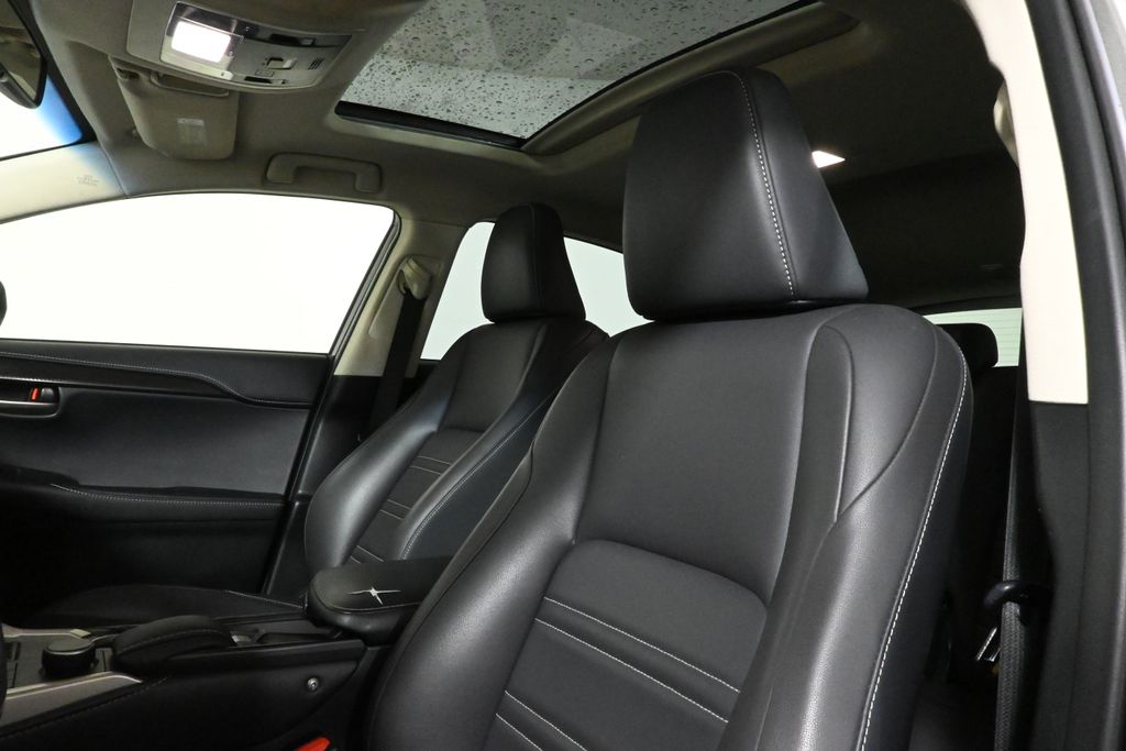 2017 Lexus NX 200t 16