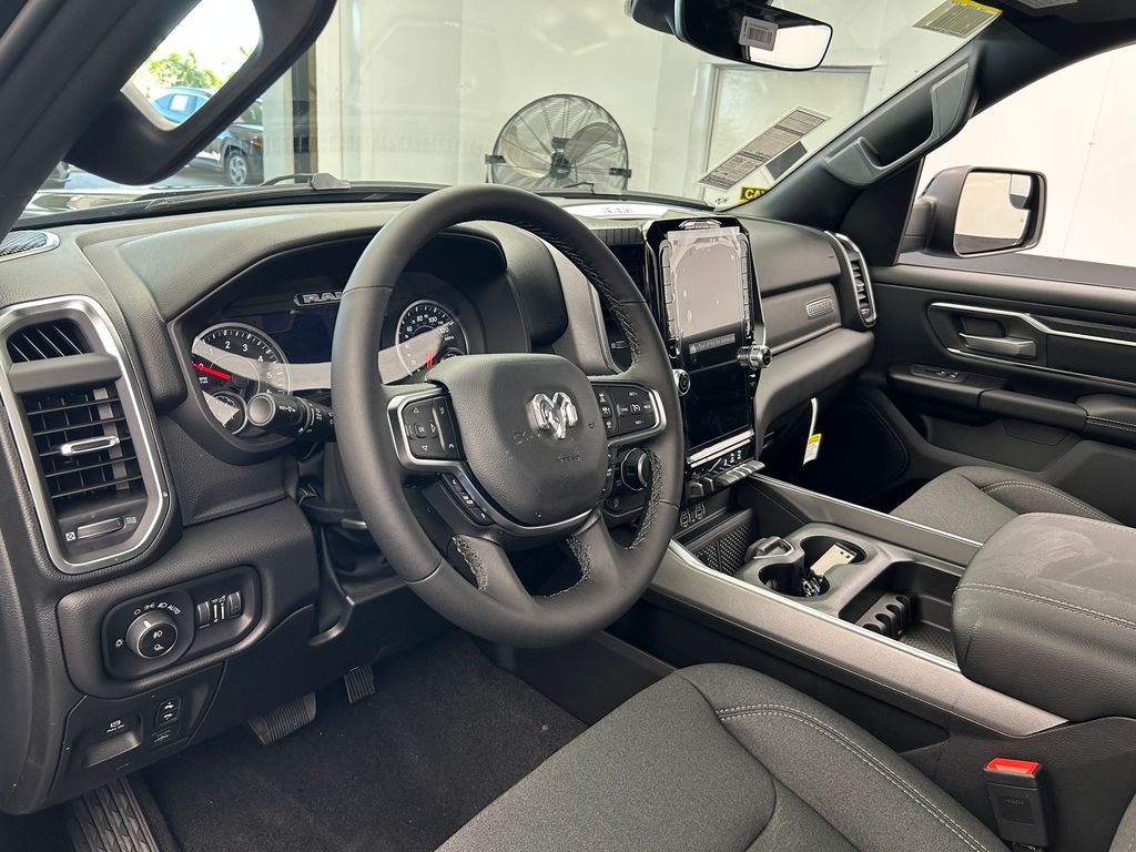 New 2026 Diamond Black Crystal Pearlcoat Ram Big Horn/Lone Star image 10