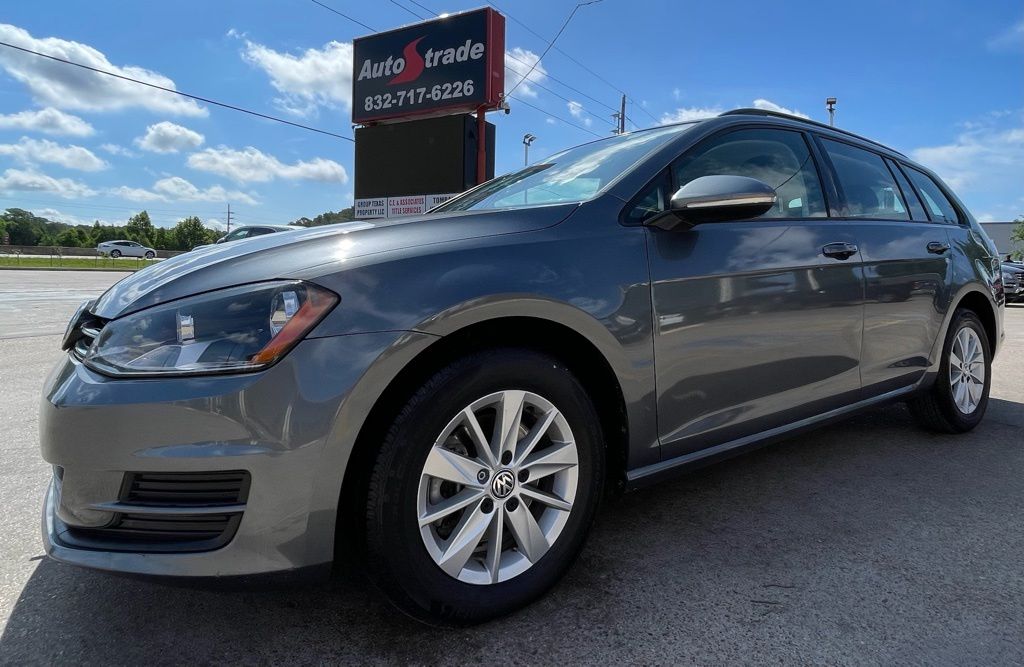 2015 Volkswagen Golf SportWagen S Gray at Ultimate Motorsports