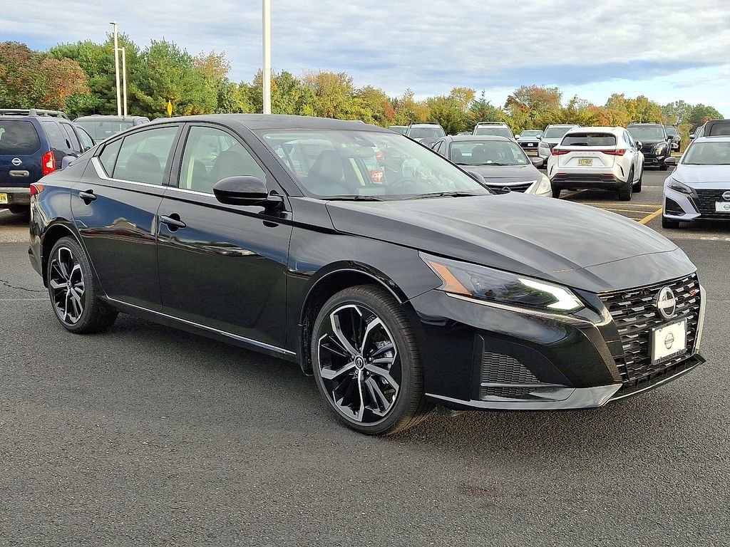 Thumbnail: 2025 Nissan Altima - 2