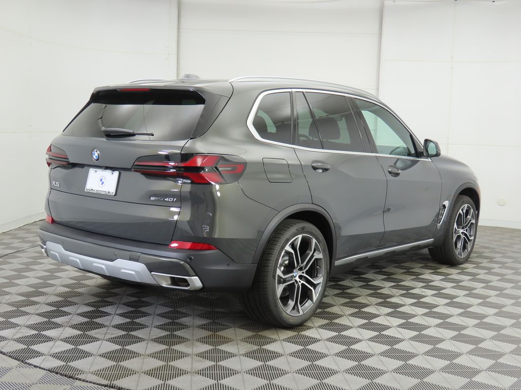 Thumbnail: 2026 BMW X5 - 6