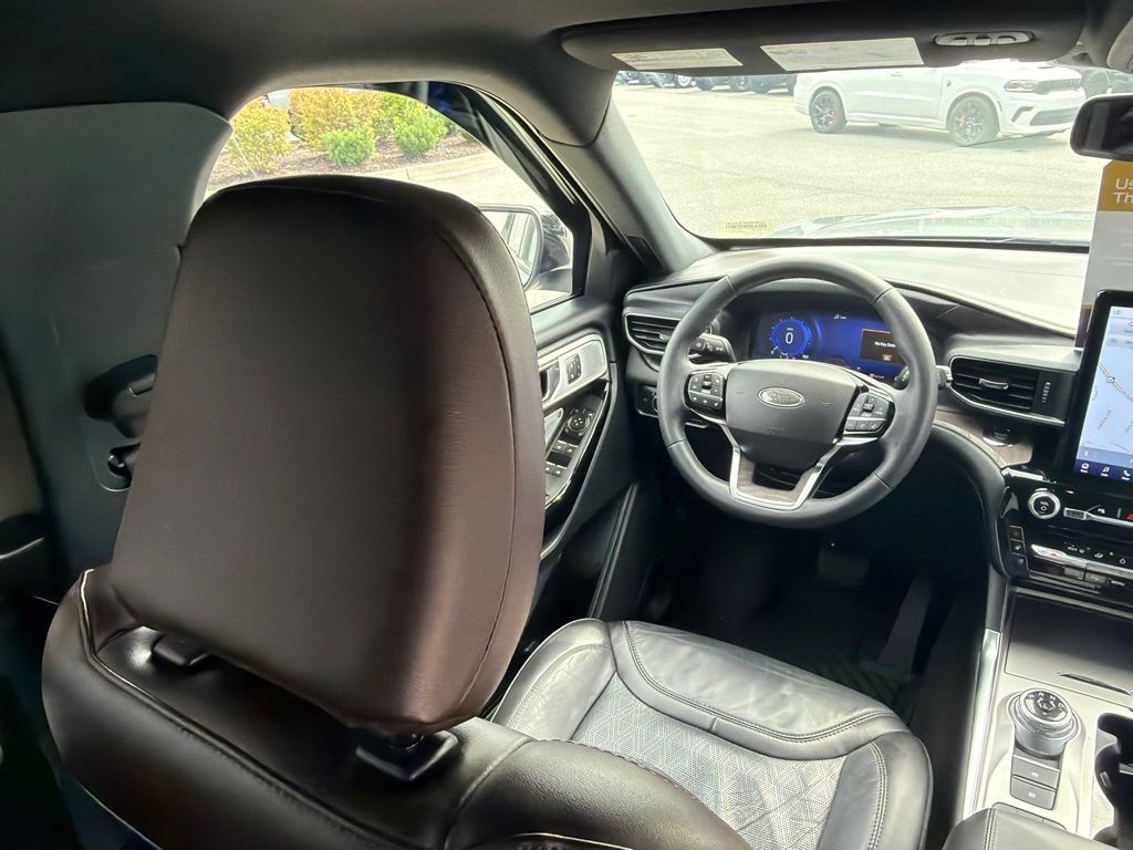 2022 Ford Explorer Platinum