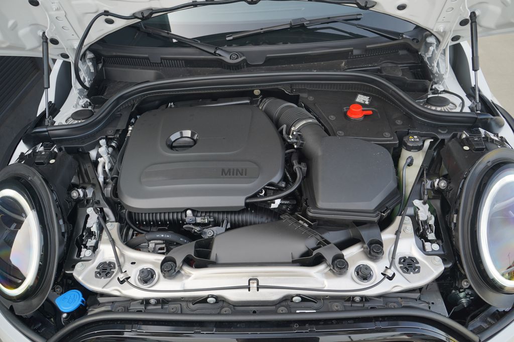 Thumbnail: 2026 MINI Cooper - 12