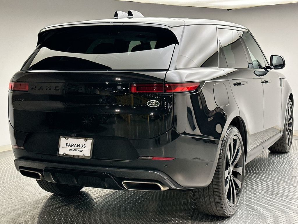 Thumbnail: 2023 Land Rover Range Rover Sport - 13