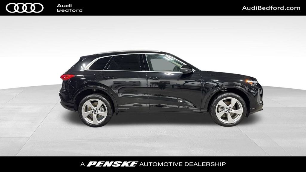 Thumbnail: 2025 Audi Q5 - 7