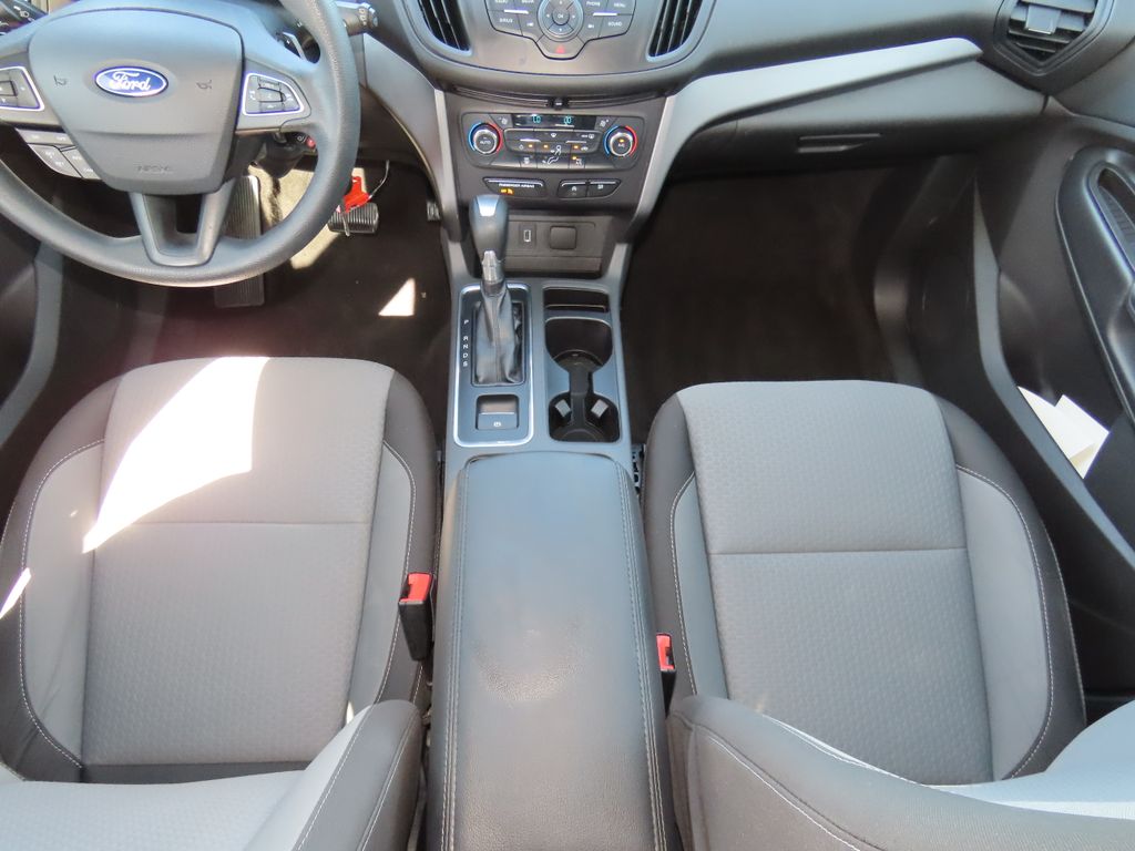 Thumbnail: 2017 Ford Escape - 16