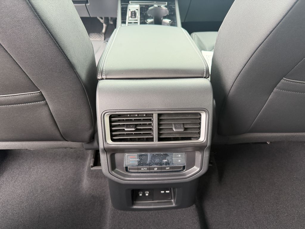 New 2026  Volkswagen 2.0T SE w/Technology image 27