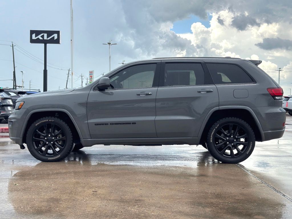 2022 Jeep Grand Cherokee WK Laredo X Gray at Cook Ford