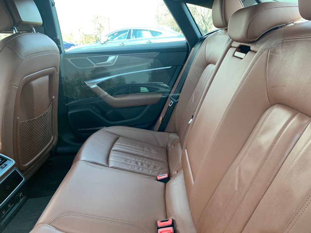 Thumbnail: 2021 Audi A7 - 6