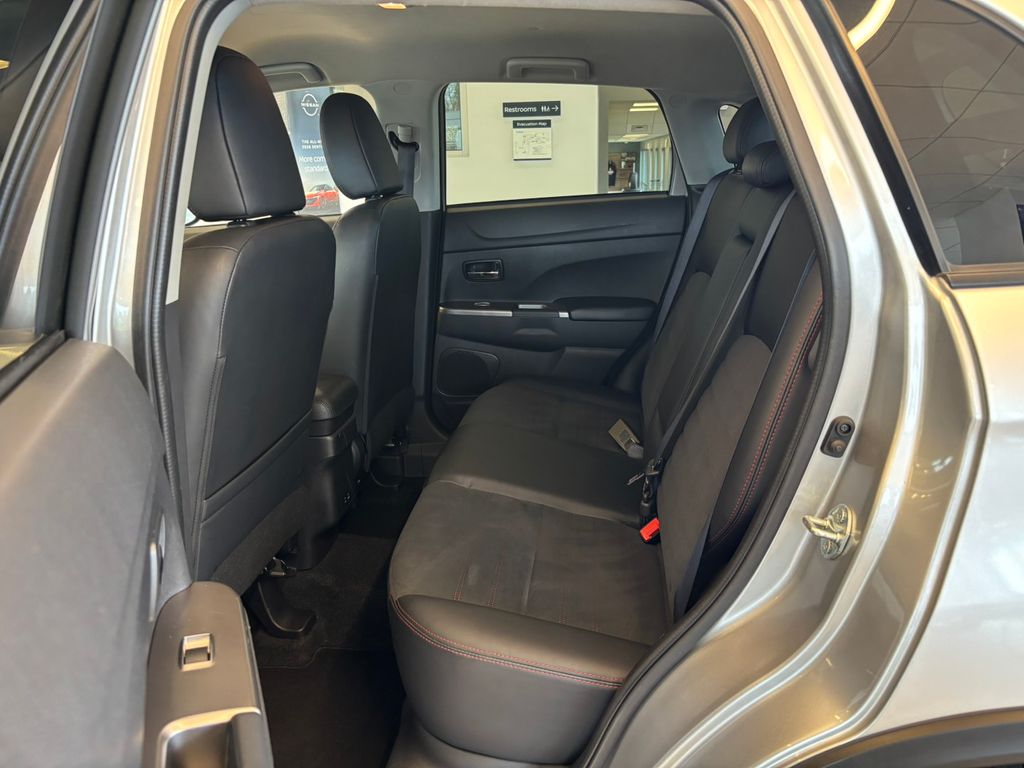 2024 Mitsubishi Outlander Sport 2.0 SE