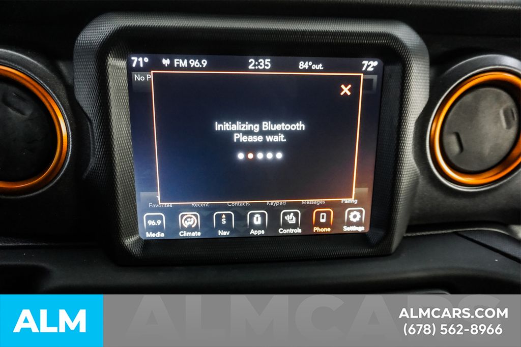 Used 2020 White Jeep Mojave image 36