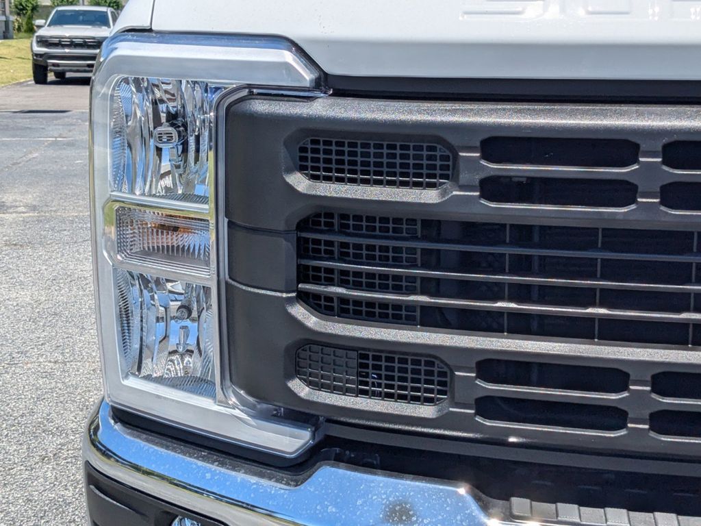 2025 Ford F-250 Super Duty XL