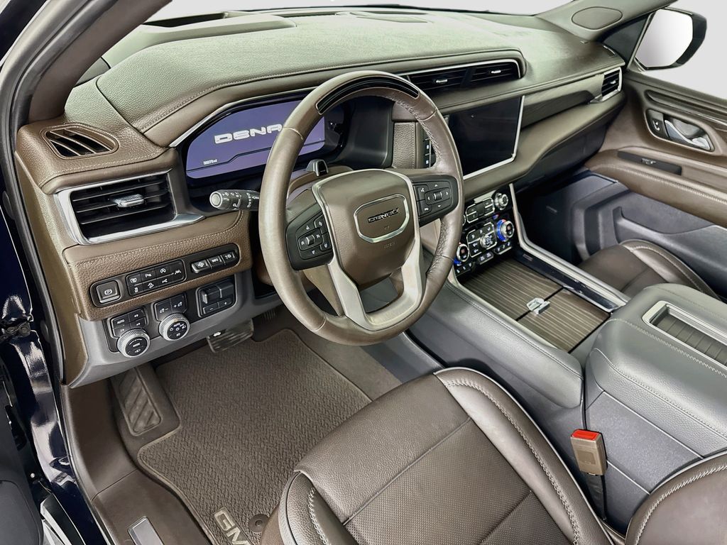 Thumbnail: 2023 GMC Yukon XL - 9