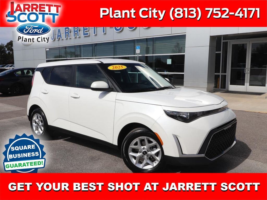 2025 Kia Soul LX FWD