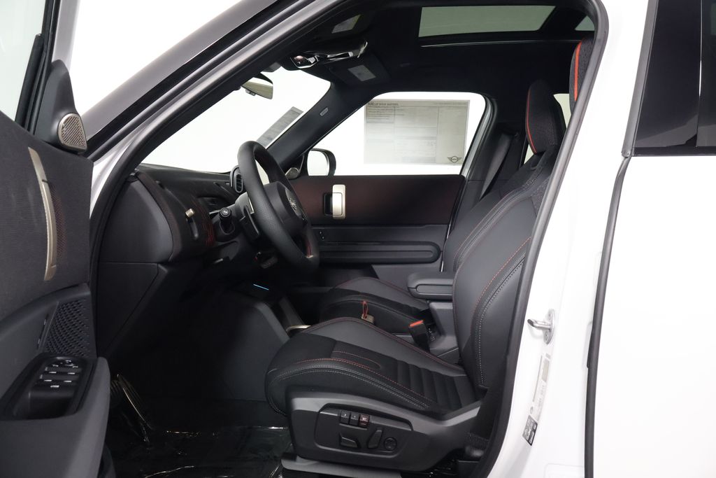 Thumbnail: 2025 MINI Cooper Countryman - 6
