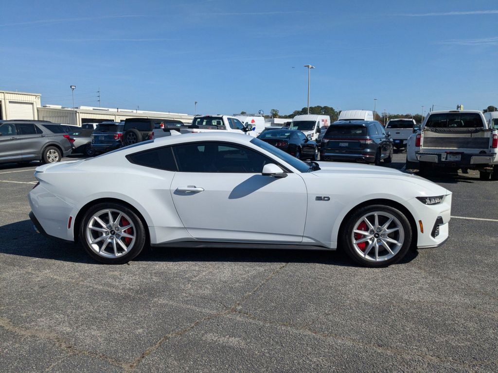 2025 Ford Mustang GT Premium Fastback