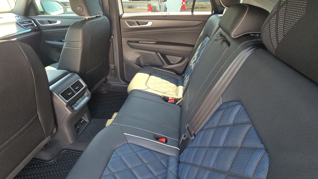 2026 Volkswagen Atlas Cross Sport