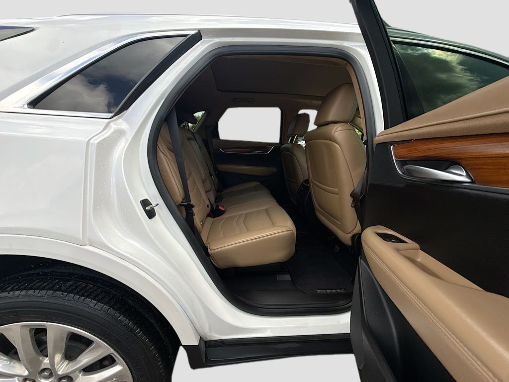 2019 Cadillac XT5 Platinum White at Bayway Cadillac of The Woodlands