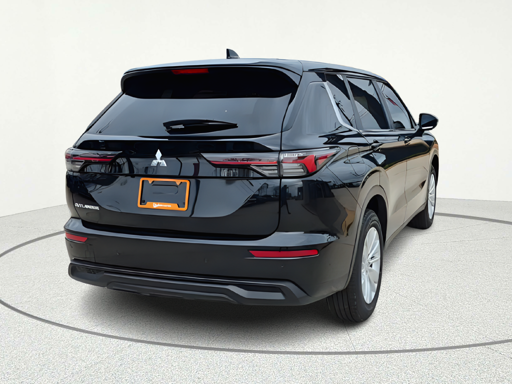 2026 Mitsubishi Outlander ES - 5