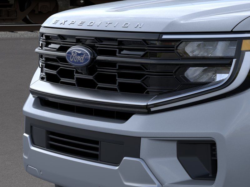 New 2026 Gray Ford Platinum image 22