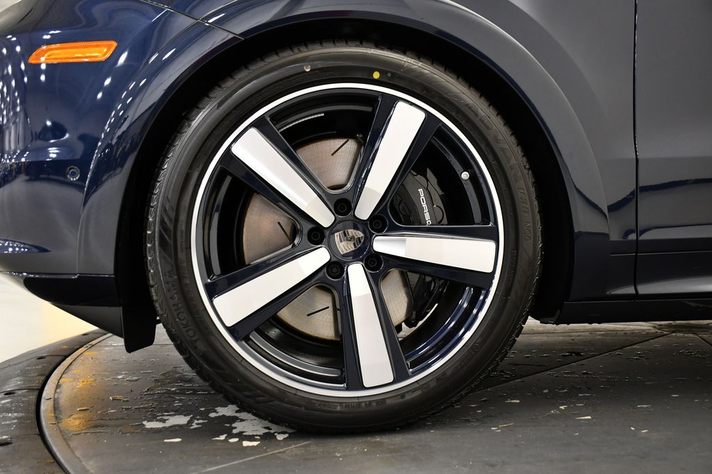 Thumbnail: 2026 Porsche Cayenne - 17