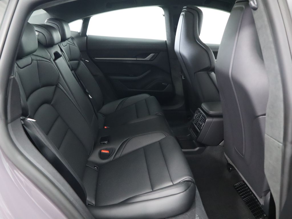 Thumbnail: 2025 Porsche Taycan - 25