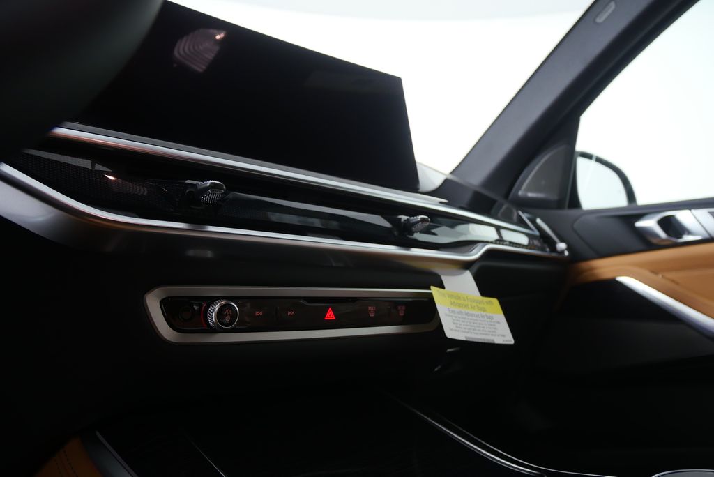 Thumbnail: 2026 BMW X5 - 21