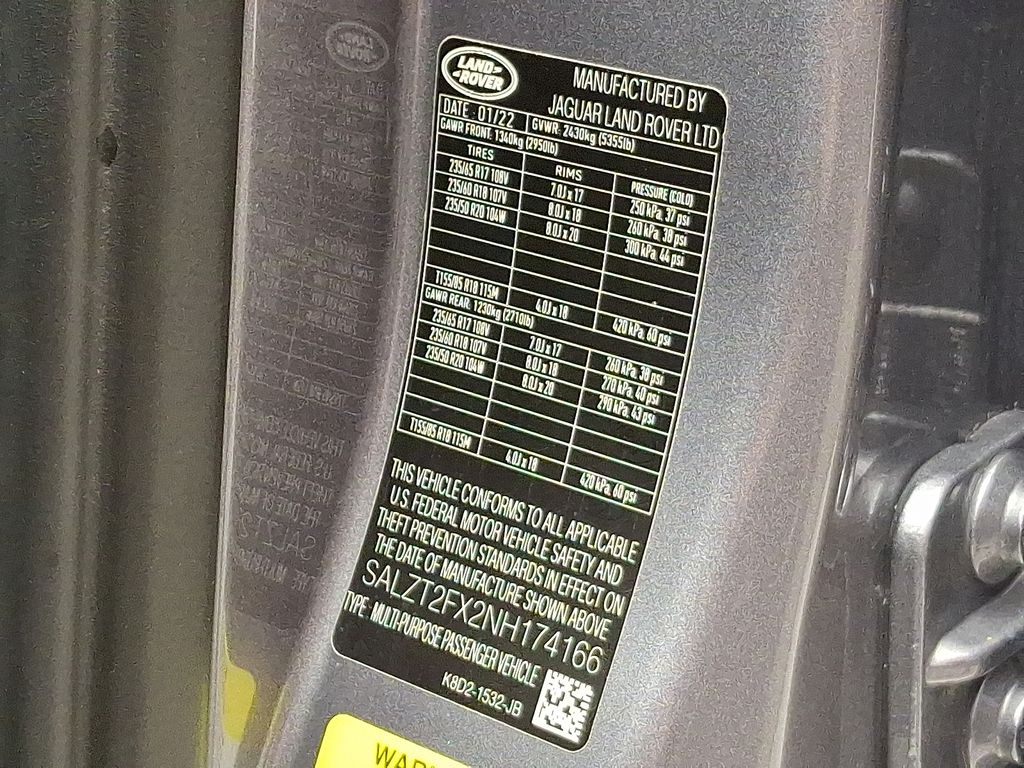 Thumbnail: 2022 Land Rover Range Rover Evoque - 27