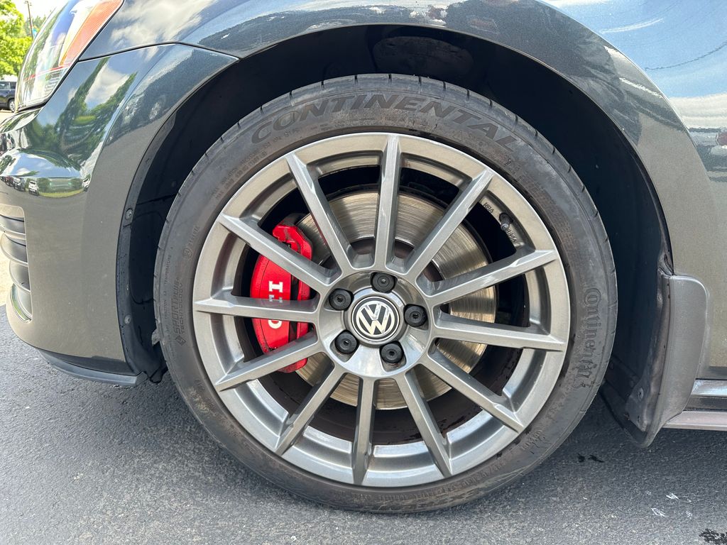2016 Volkswagen Golf GTI SE