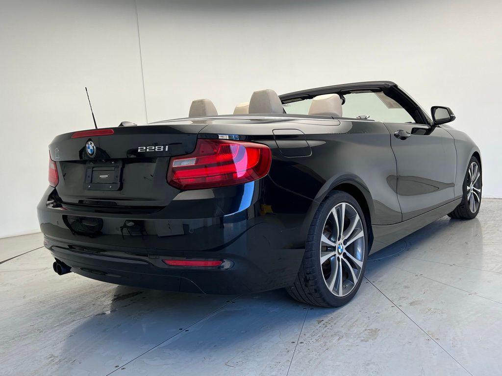 Thumbnail: 2015 BMW 2 Series - 5